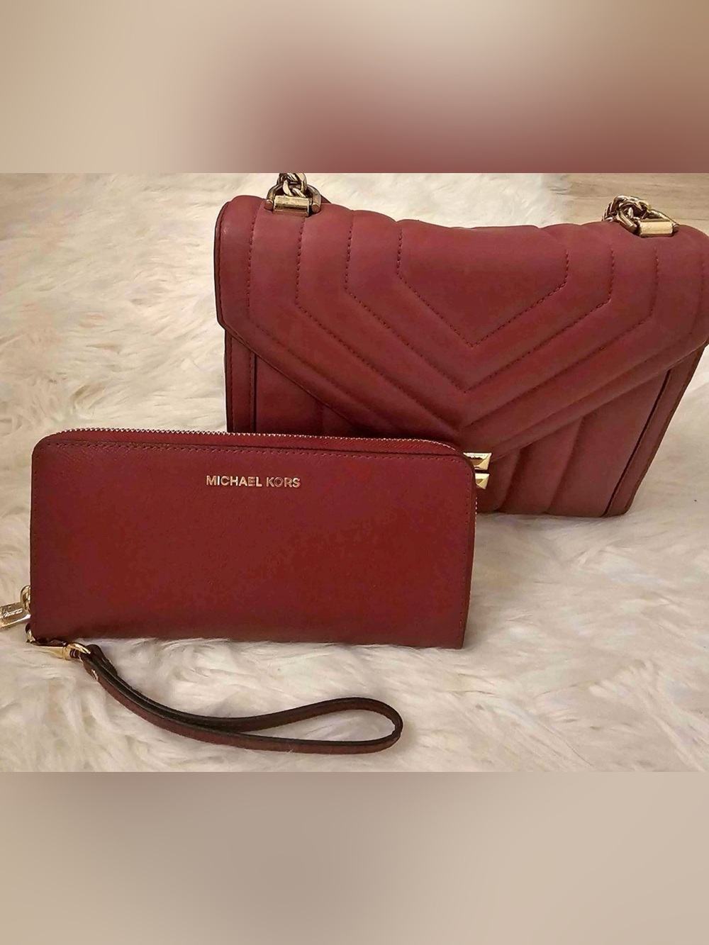 MICHAEL KORS Red Quilted Chain Shoulder Bag with Wristlet Wallet Vintage
